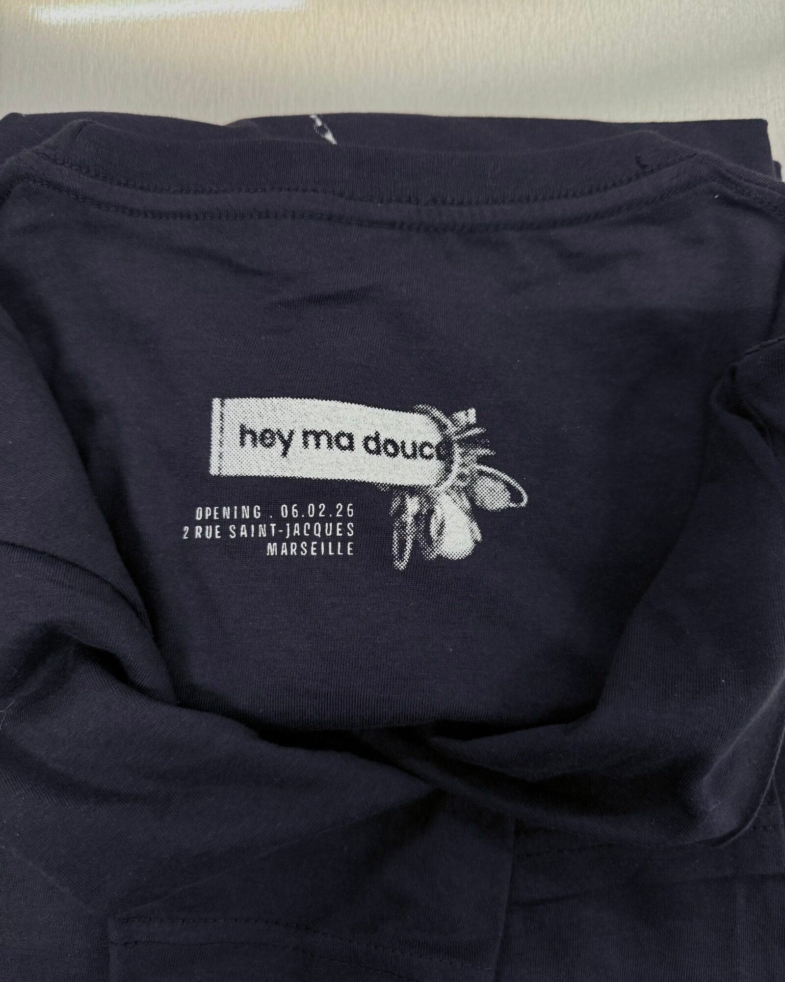 opening long sleeves