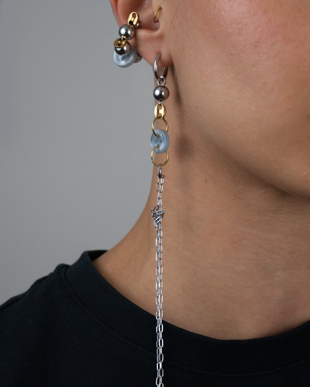 Mono boucle Button
